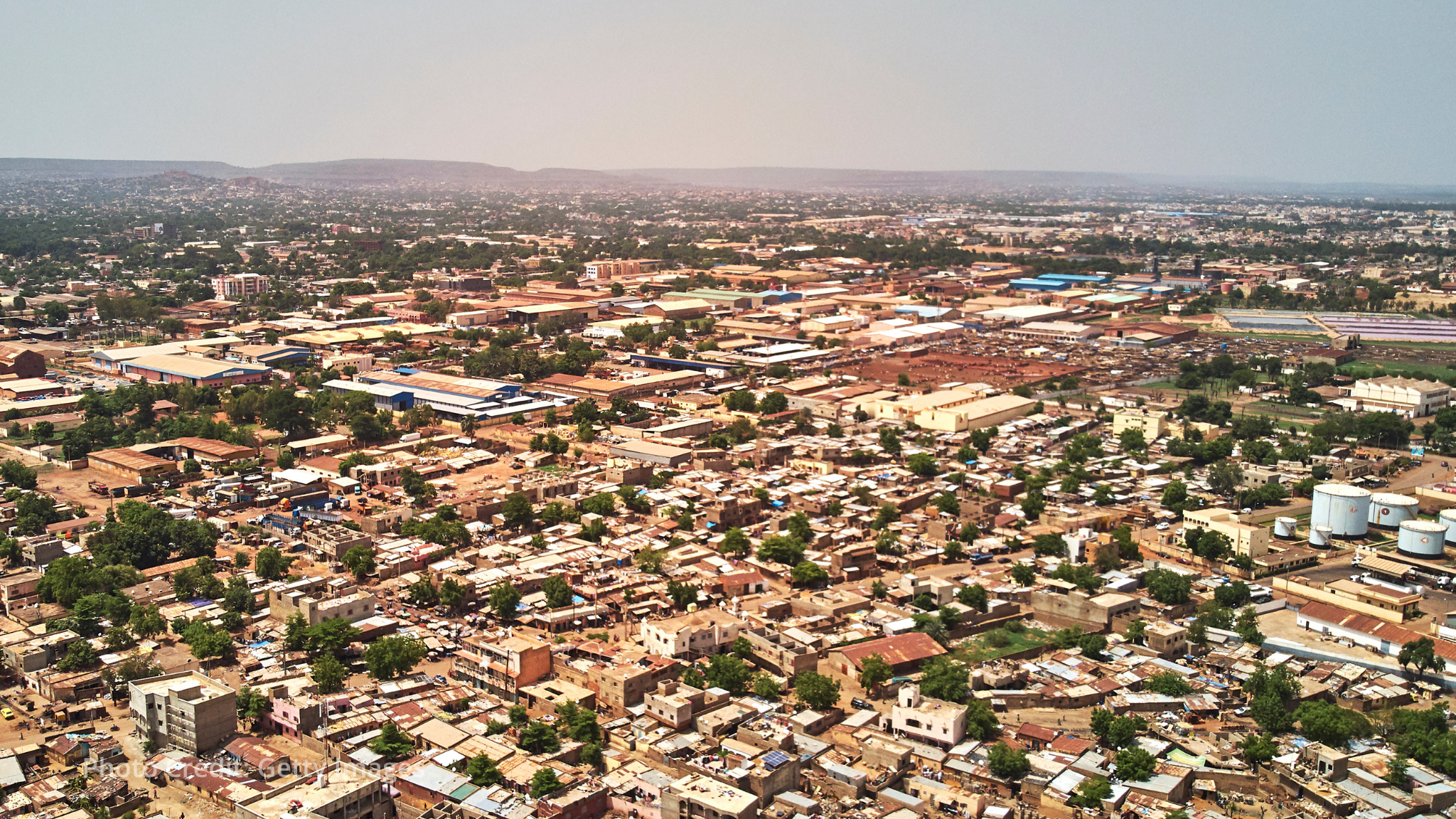 EBRD backs waste management modernization in Benin